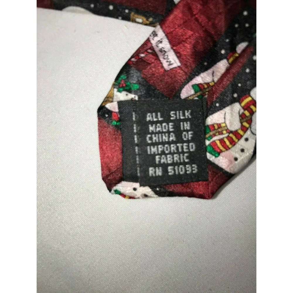 NOS Yule Tie Greetings‎ Hallmark Christmas Snowman Candy Cane Silk Tie 58